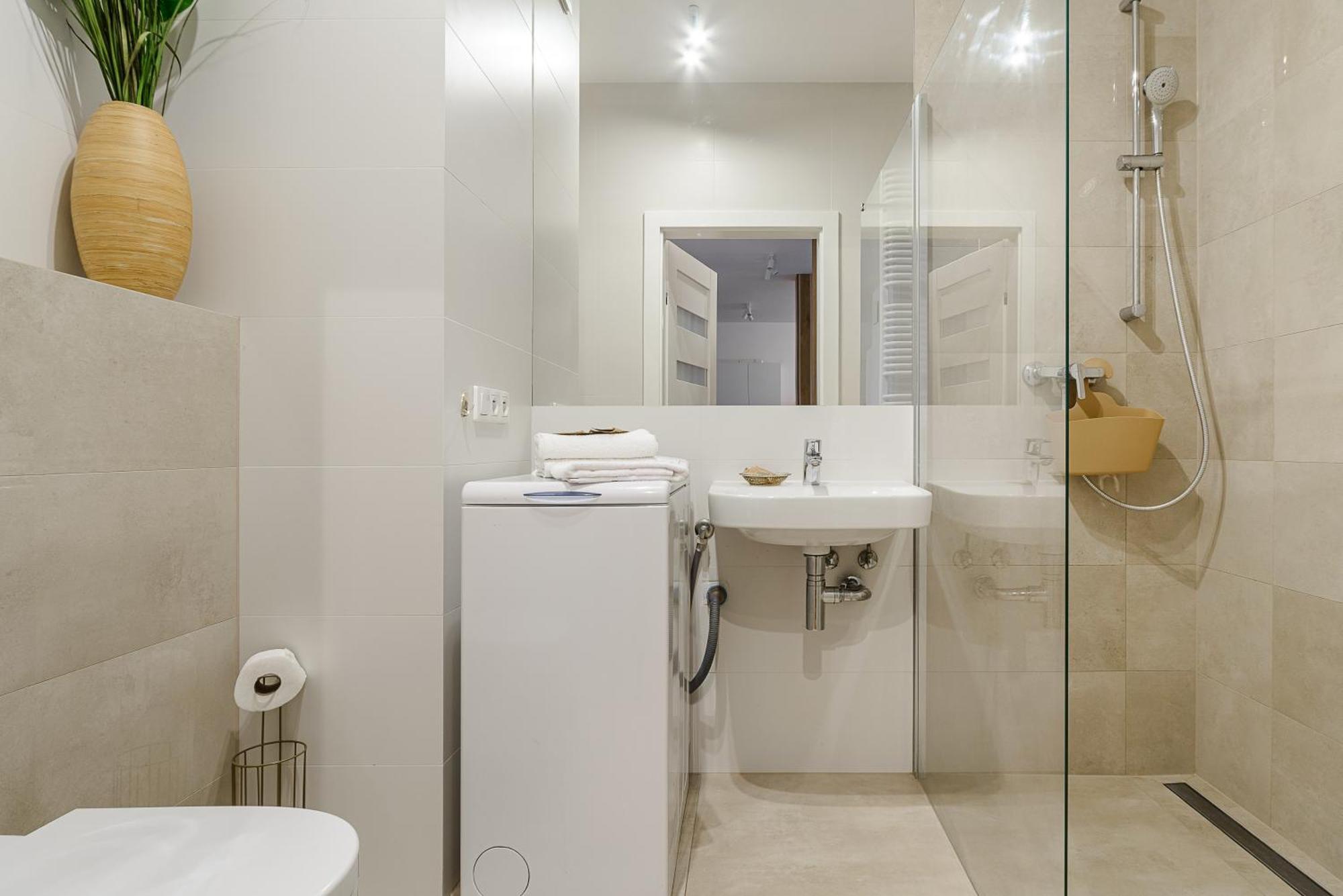 19 Dzielnica Kolejowa P&O Serviced Apartments Warschau Buitenkant foto