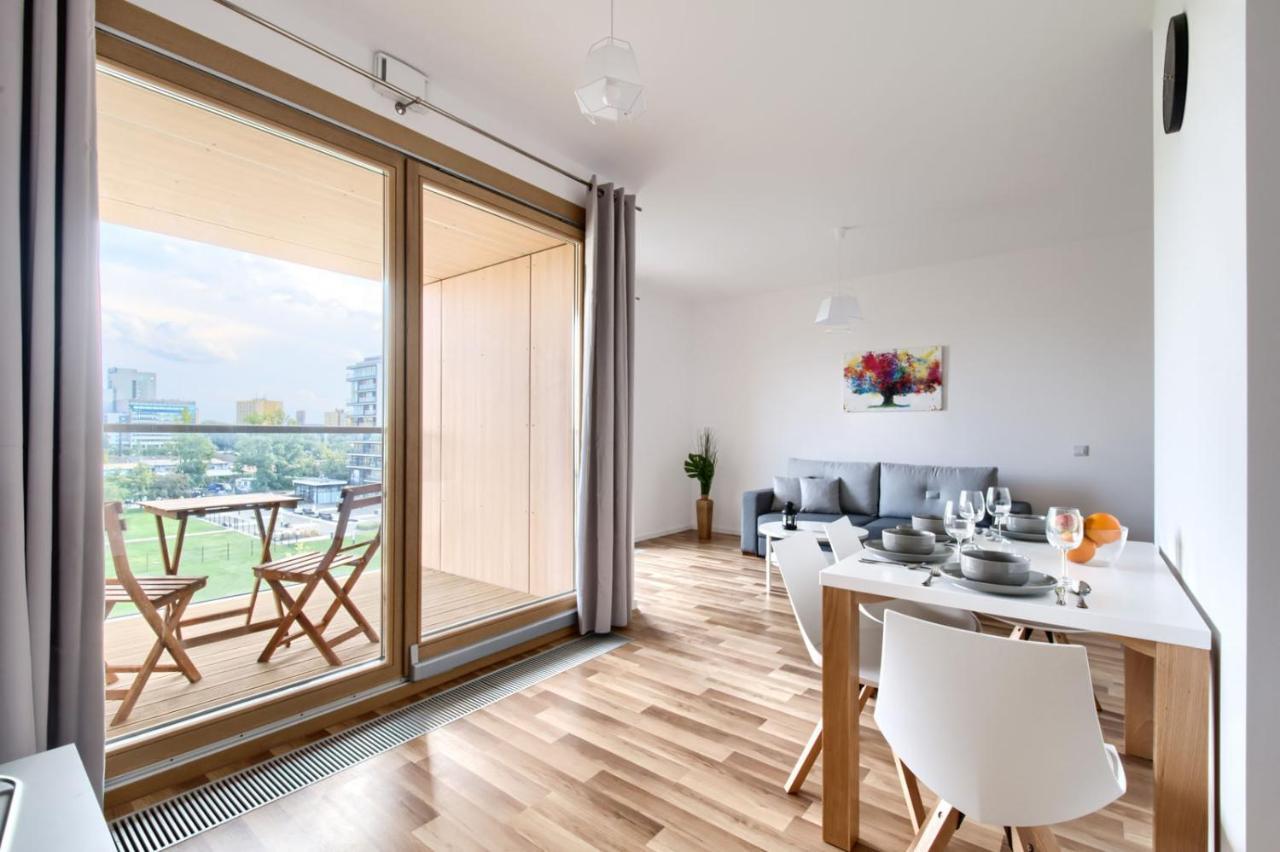 19 Dzielnica Kolejowa P&O Serviced Apartments Warschau Buitenkant foto
