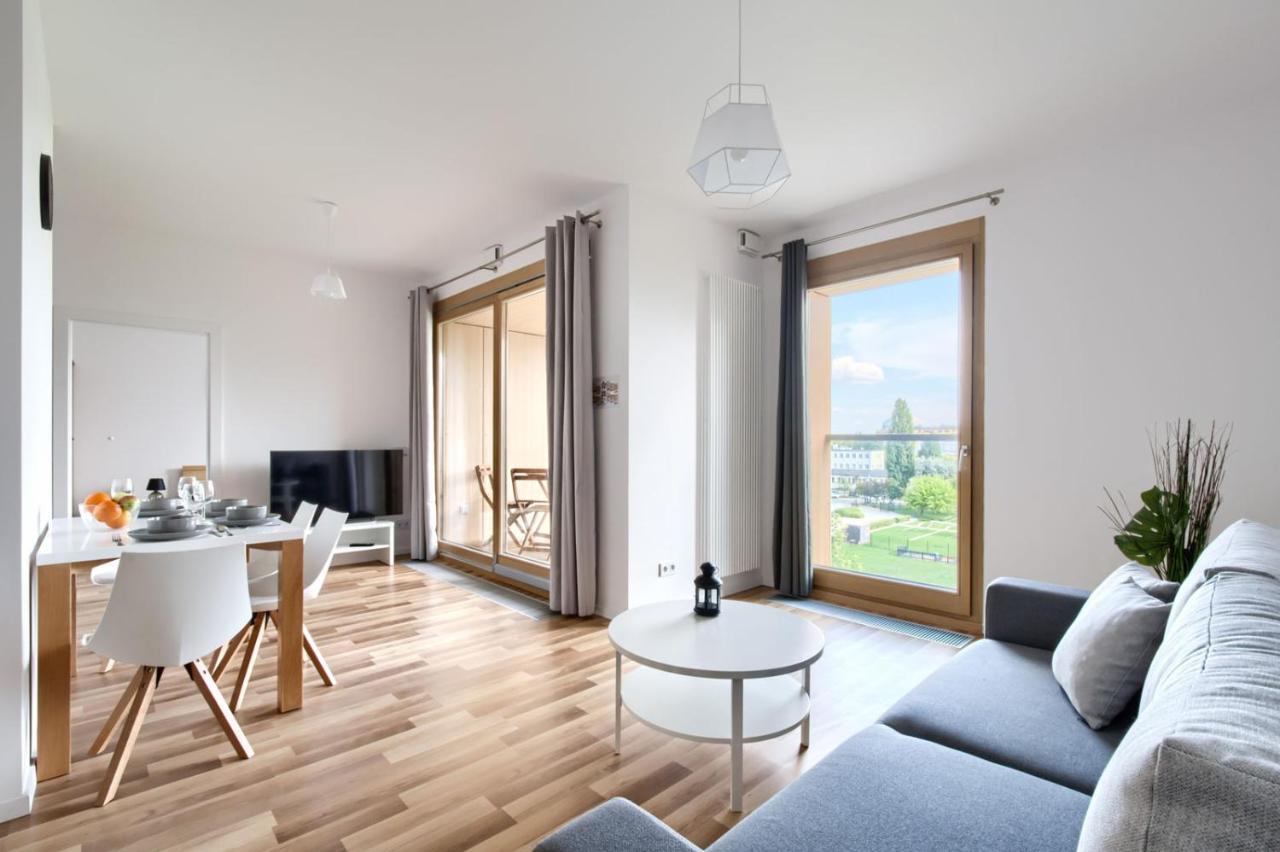 19 Dzielnica Kolejowa P&O Serviced Apartments Warschau Buitenkant foto